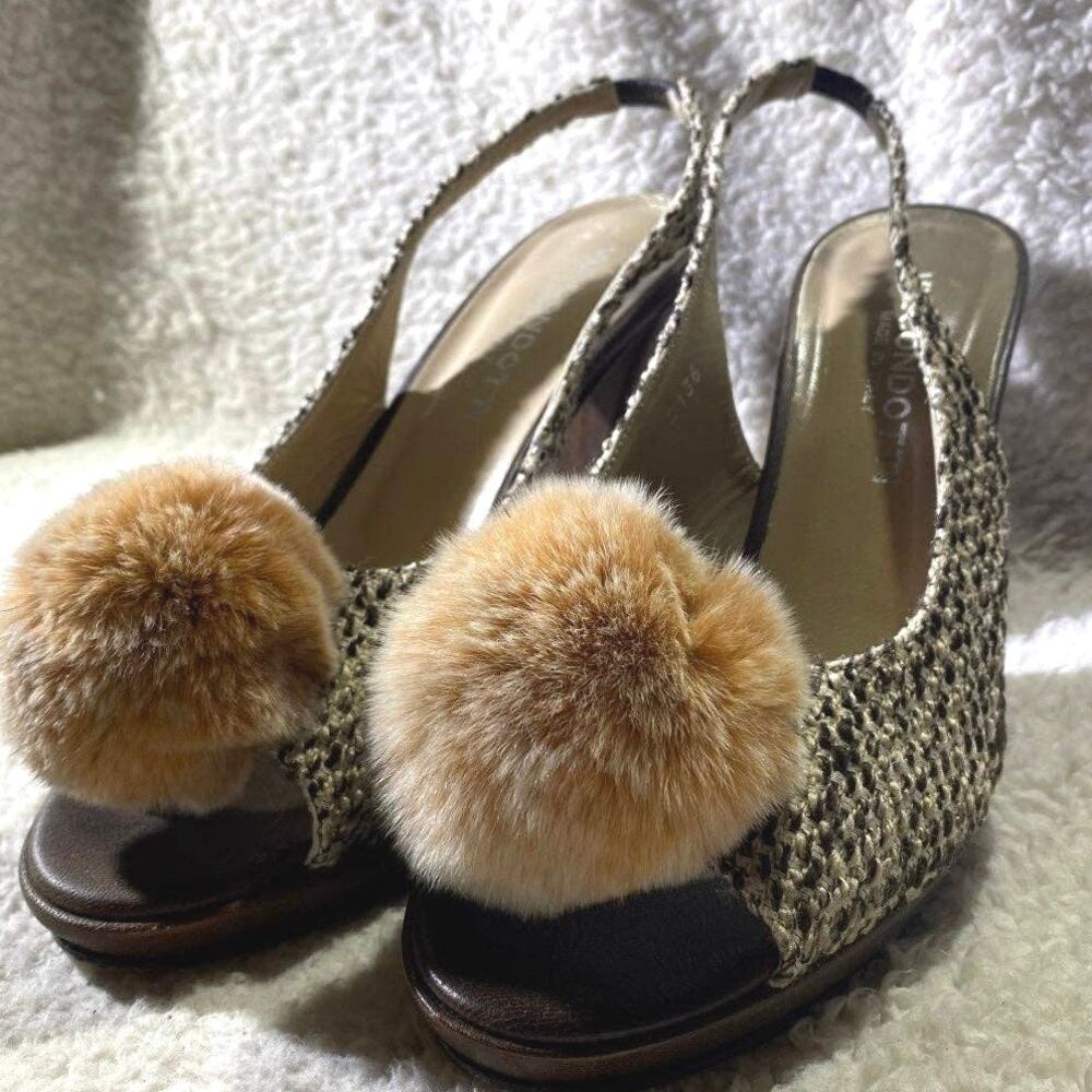 Via Condotti Women's Size 8.5 Slingback Heels Brown Tweed Peach Pompoms - Picture 2 of 12